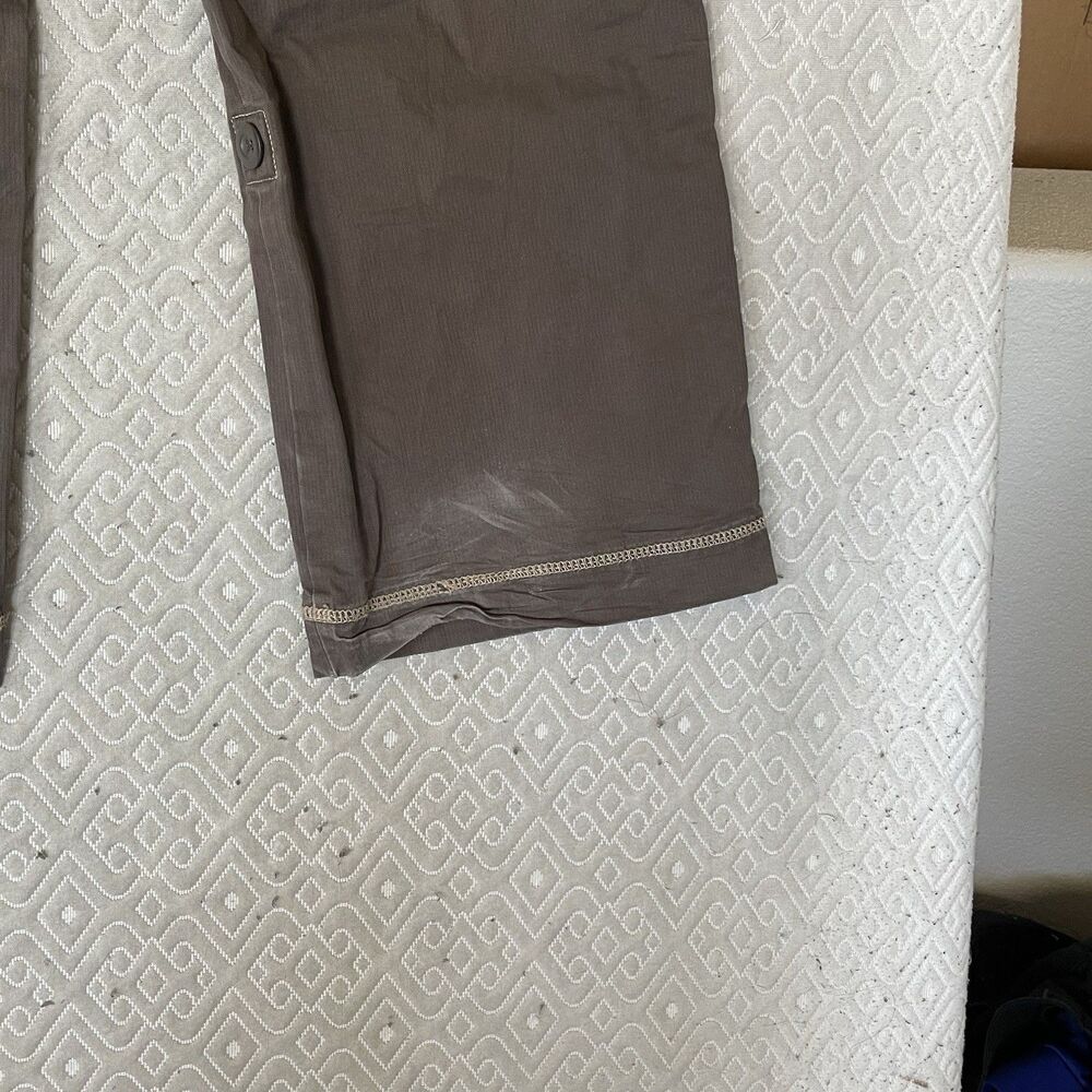Eddie Bauer Roll Up Utility Cargo Pants Brown Contrast Stitch Y2K Gorpcore Sz 8 - Picture 13 of 16